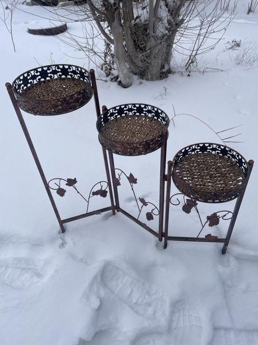 Подставка для цветов