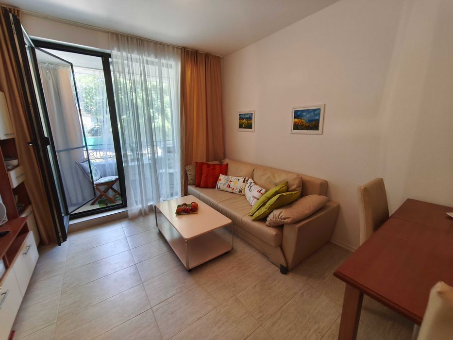 Продава се Двустаен апартамент в Созопол - 54 кв.м за 1704 €/кв.м - Снимка #2