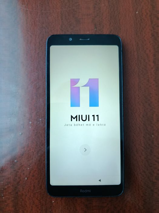 Редми 7А.       .