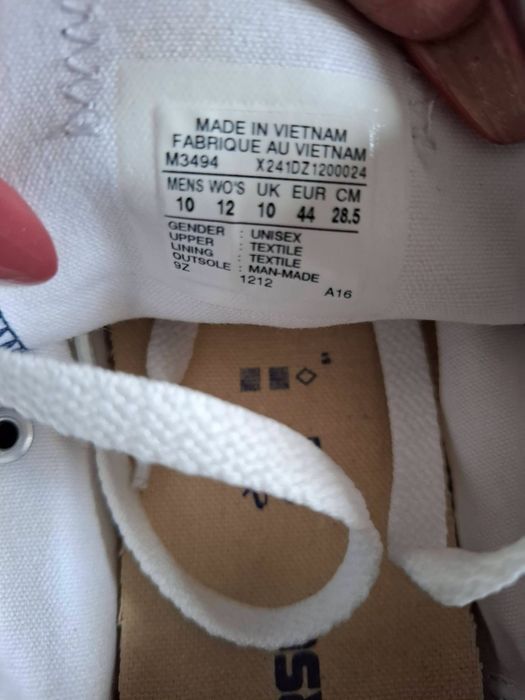 converse.mar.44 int.29cm