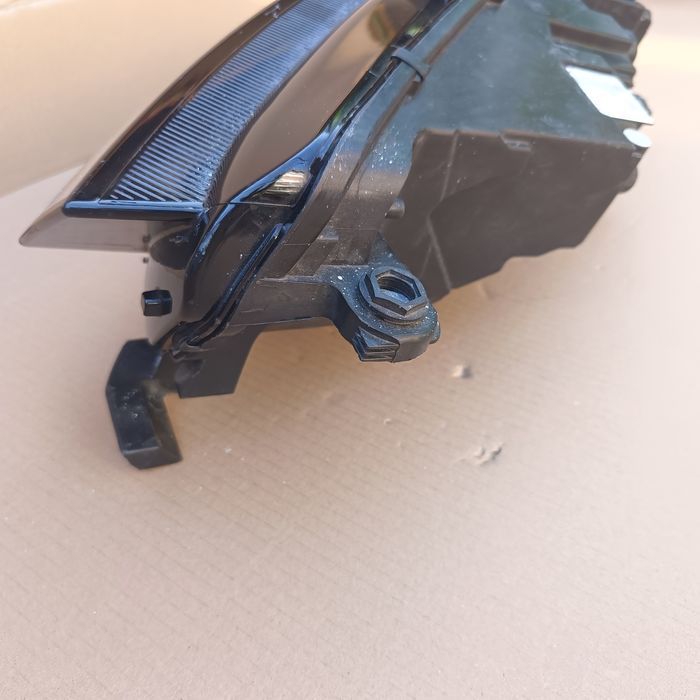 Десен фар Skoda Octavia 4 , 5E4941016A