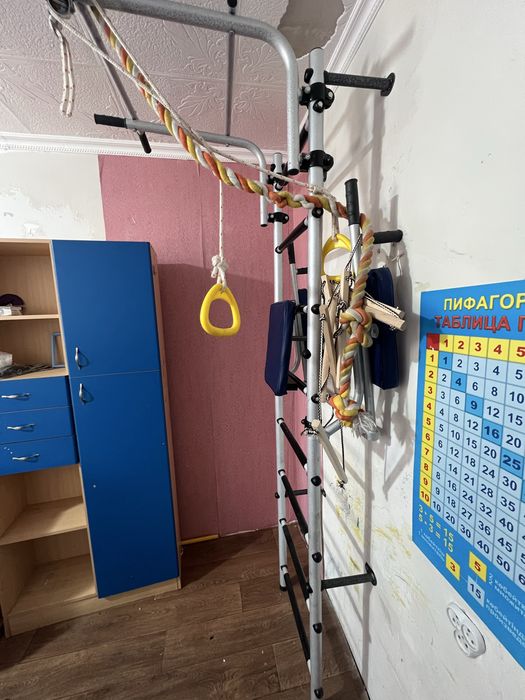 Продам шведскую стенку.