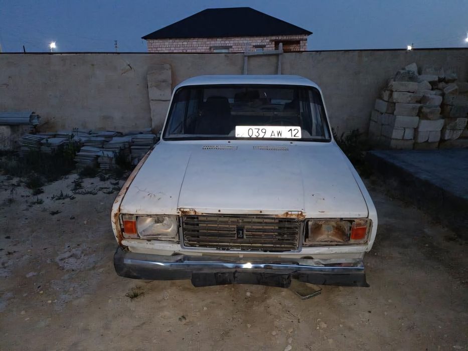 Автомобиль LADA 21074
