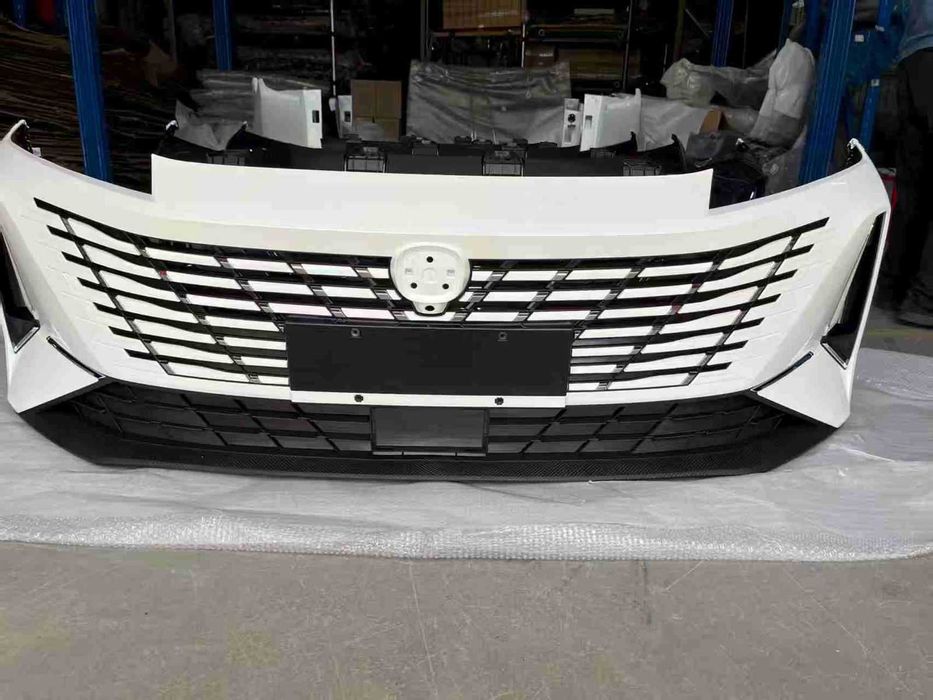 Чанган ЕАДО бампер в сборе Changan EADO