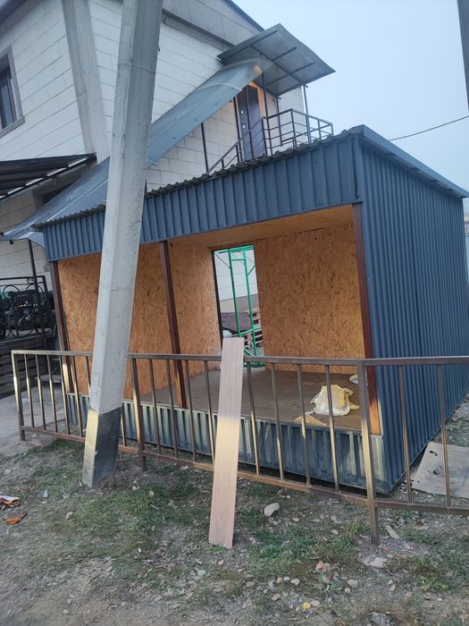 Продаётся контейнер. Утеплён. 3 на 4.