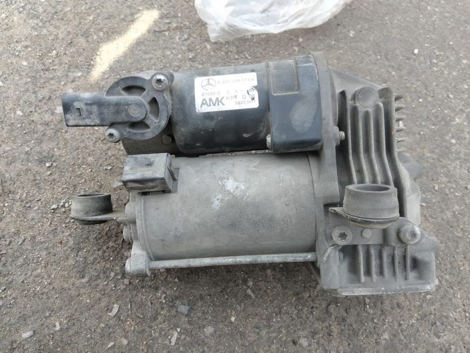 Пневмонасос на Мерседе 121