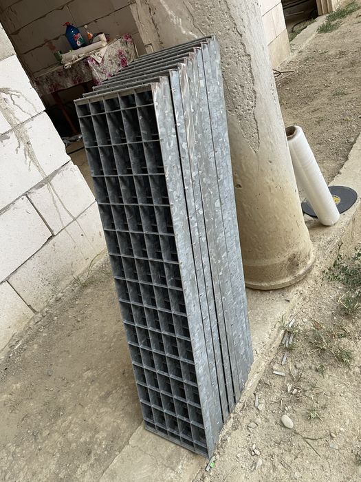 Trepte zincate galvanizate