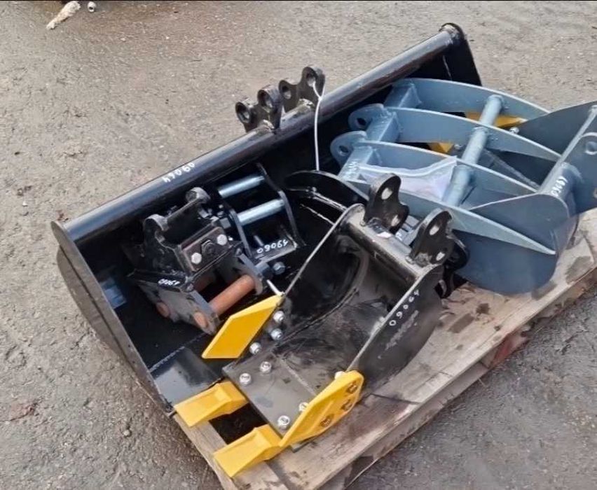 Set Cupe excavator 0.8 maxim 1.8 Tone