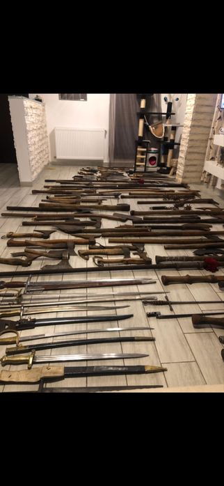 Sabi/falxuri dacice/ topoare/Halebarde/buzdugane/cutite/vintage