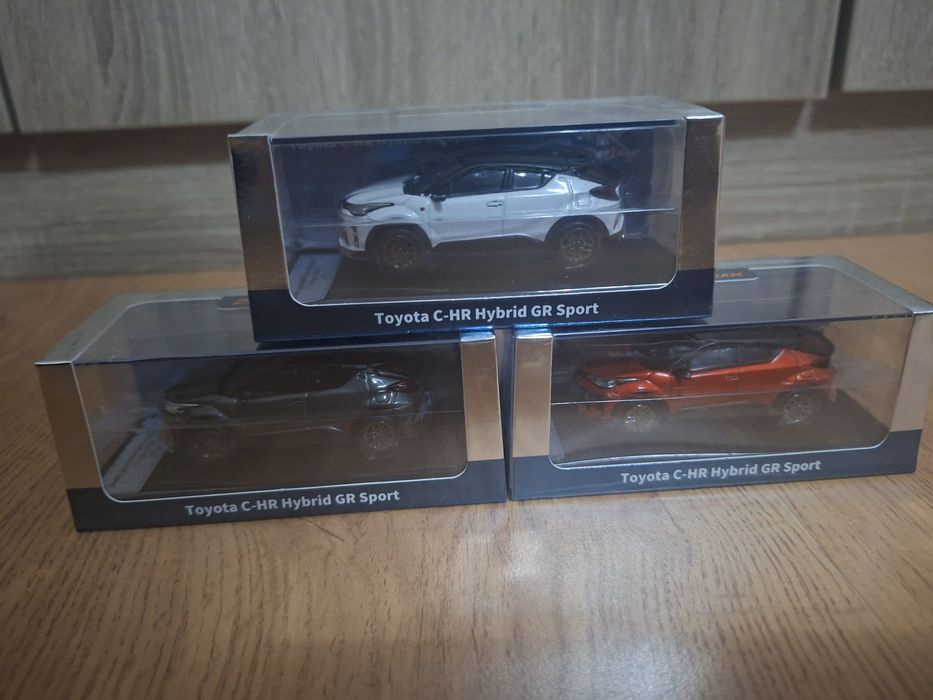 Machete metalice Toyota