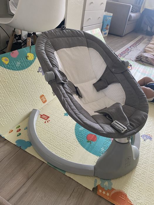 Продам шезлонг серый