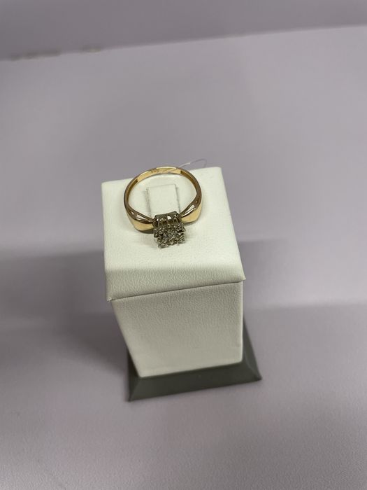 Кольцо с камнями/ СР038706