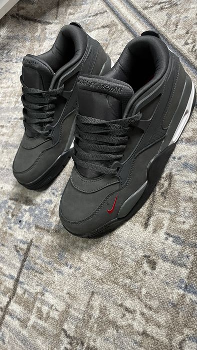 Продам новые кросовки