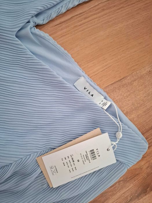 Vand rochie Vila noua