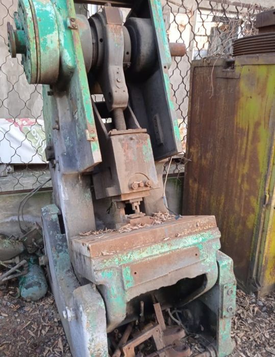 Продам кривошипный пресс