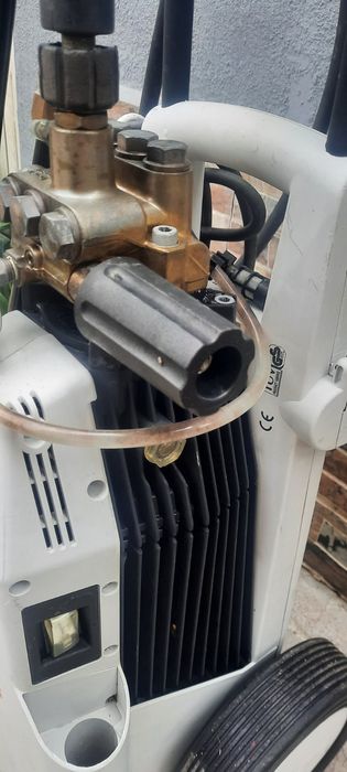 Водоструйка Машинъ за Отпушвате на Канали Kranzle175T180bar4kw380V Най Висок Клас