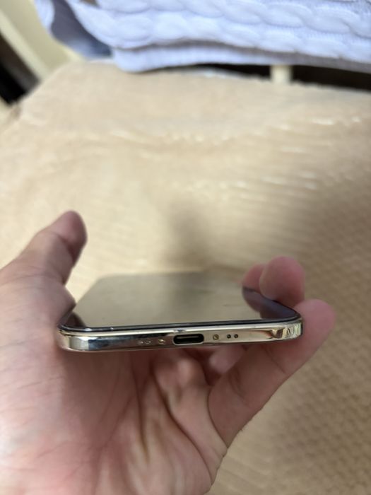 Продам iphone air 256gb 100%