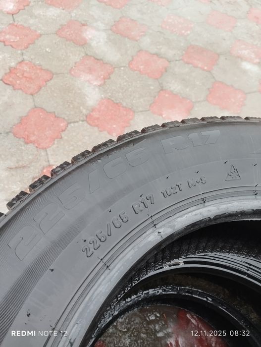 Шины зимние, комплект