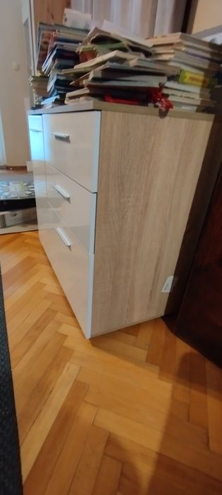 Комод в добро състояние