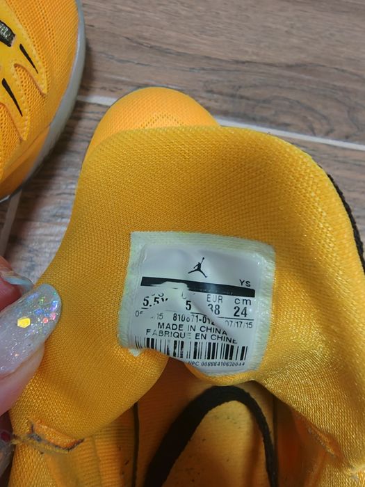 Adidași NIKE Air Jordan Metalic Gold