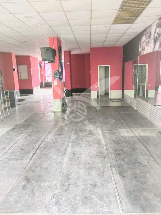 Продава се Магазин в Бургас, Изгрев - 180 кв.м за 1417 €/кв.м - Снимка #2