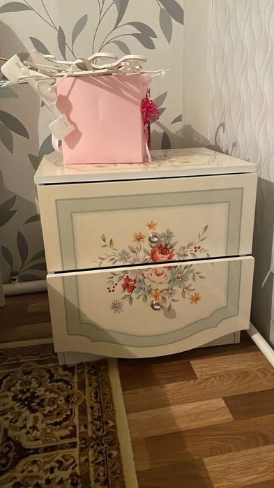 Мебели за 100.000