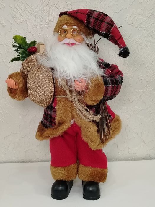 Дед мороз под елку