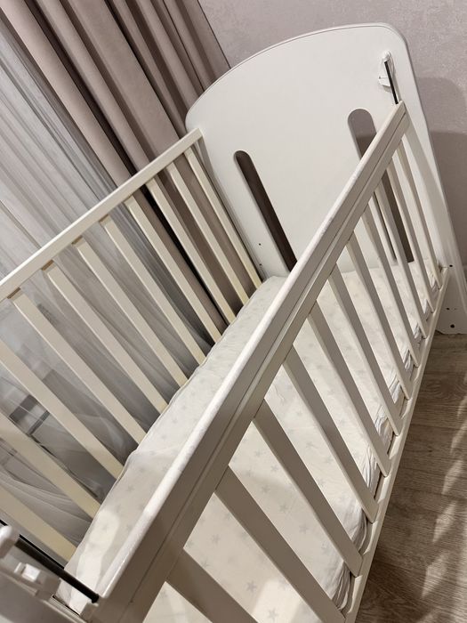 Продам манеж! Детскую кровать