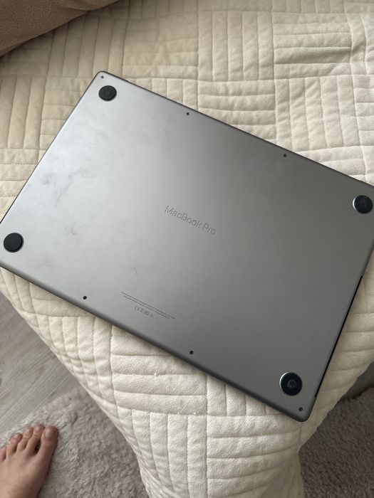 Mac book pro 16 диагональ 16 гб оперативы