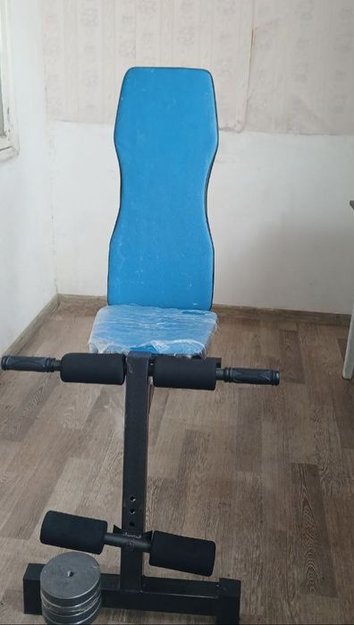 trenajyor skameyka va gantellar sotiladi sifatli baquvvat ganlet 12 kg
