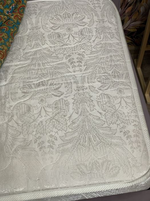 Продаю кровать детскую