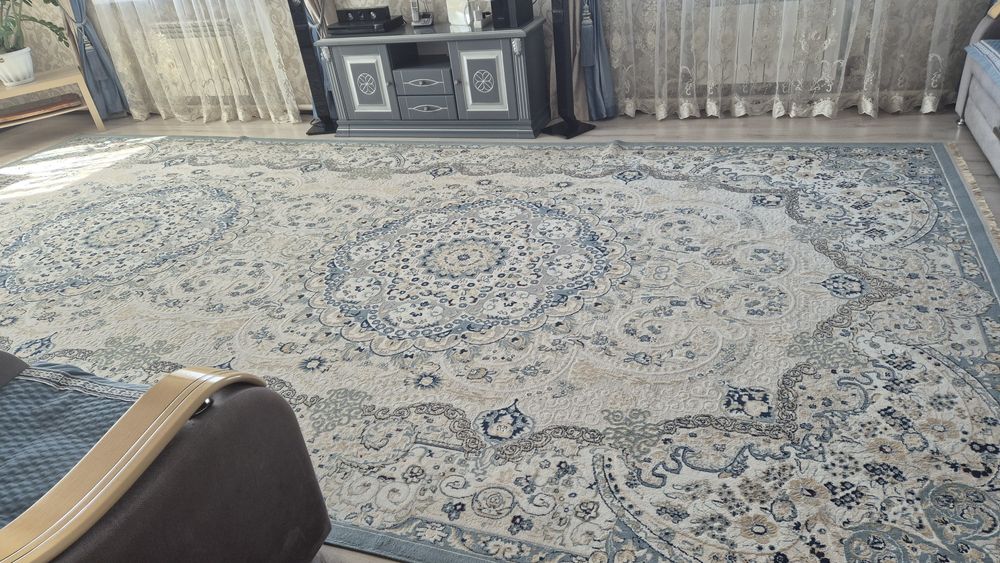 Ковер 3на 6 в отличном состояние