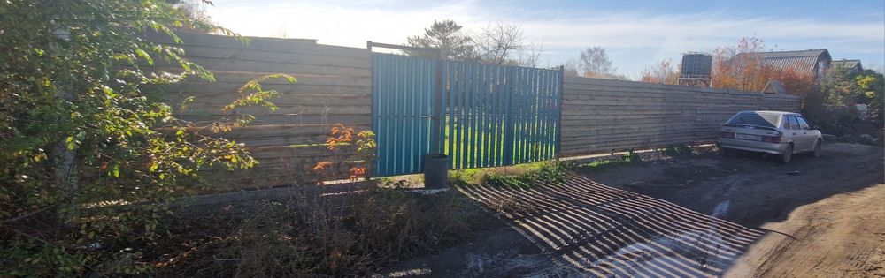 Продаётся дачный участок в лесу