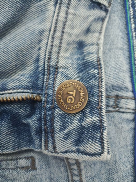 Продам мужские джинсы