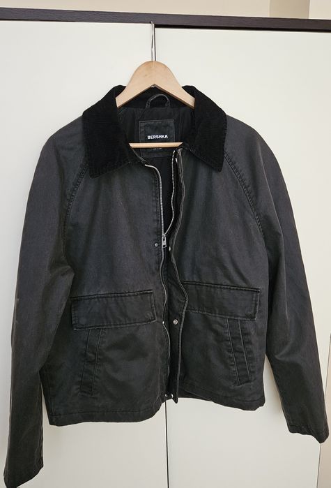 яке bershka, размер L