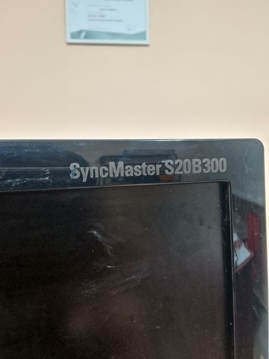Продам led монитор