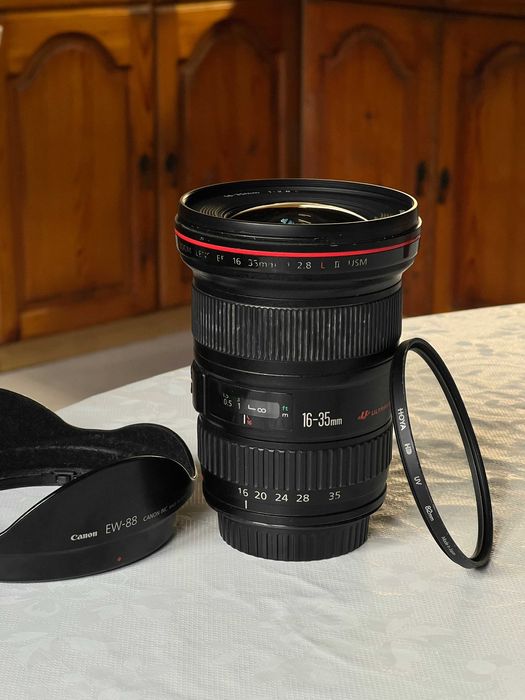 Canon EF 16-35mm f/2.8L II USM