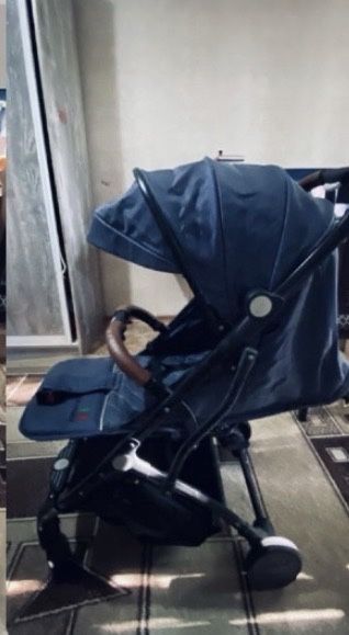 коляска хорошийй