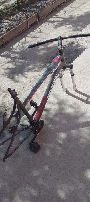 Vând cadru bicicleta rockrider