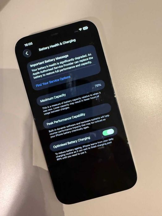 Vând iPhone 12 Pro Max + Apple Watch Series 7