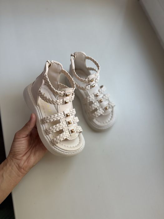 Детские сандали для девочки новые