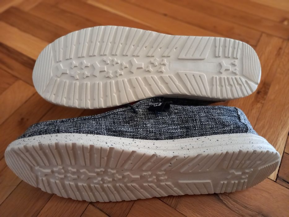 Еспадрили номер 46