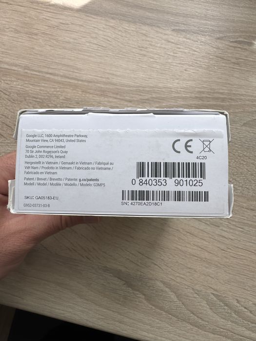 Fitbit Charge 6 с подарък 5 каишки