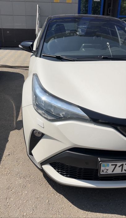 Продам тойота c-hr