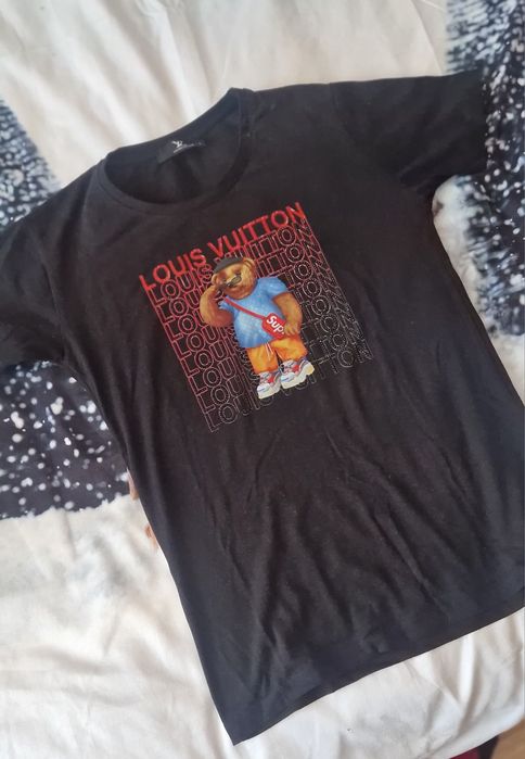 Дамски тениски Guees,Pause,Burberry,Vuitton,Pinko,Bottega