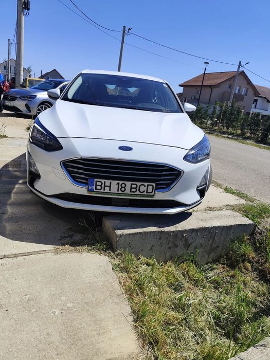 Ford Focus Ofer   garanție pe distributie ,pompa 2 ani verificare la zi