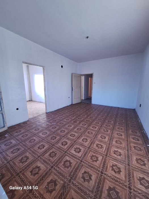 Продава се Многостаен апартамент в Пловдив, Южен - 74 кв.м за 918 €/кв.м - Снимка #3