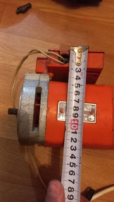 Продам Мотор Рабочий на 220 вольт