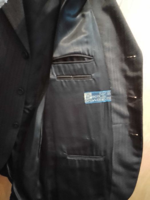 Мъжки костюм НОВ