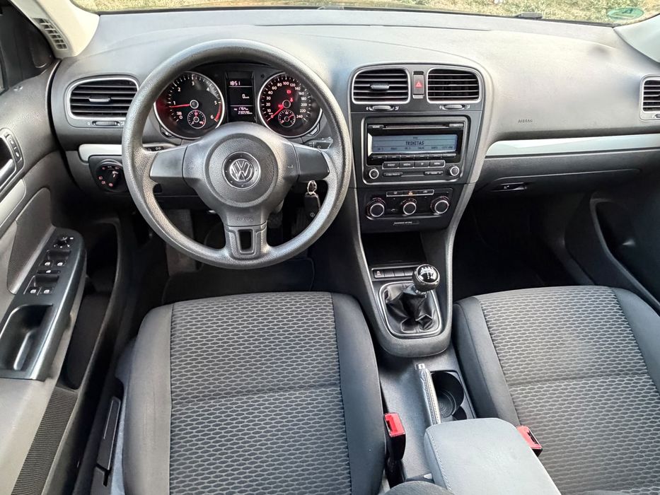 Volkswagen Golf 6//1.6 TDI//105CP//2011 luna a5a//Euro 5 //